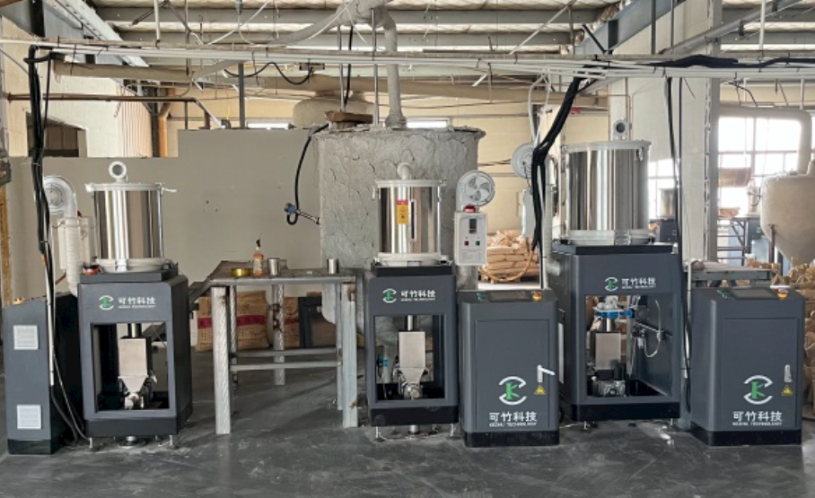 母粒機(jī)安裝現(xiàn)場(chǎng) 色母粒喂料機(jī)